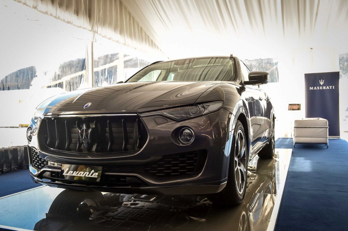 695440407TP063 Maserati Pol